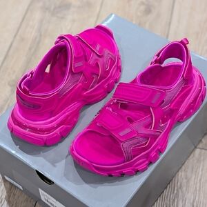 $995 Womens Balenciaga 25MM Monochrome Strapped Sandals Pink 37 US 7